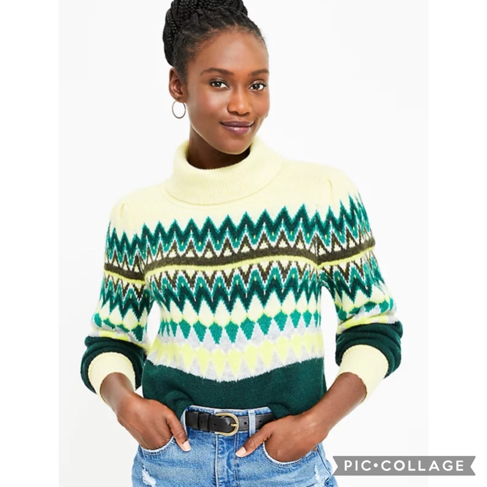NWT Loft Chevron Stitched Yellow-Green Turtleneck Sweater
